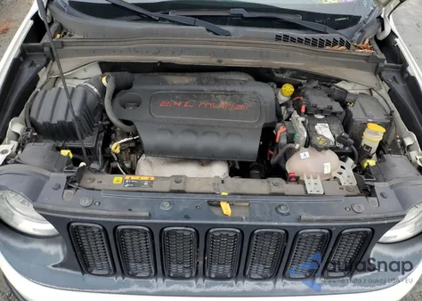 2017 Jeep Renegade Latitude z USA, uszkodzony, nr VIN ZACCJBBBXHPF55175